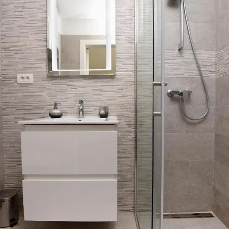 Karlo Appartement